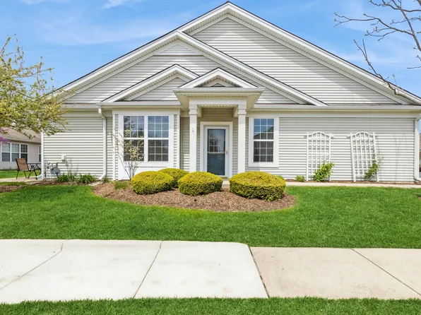 13472 Delaney Rd, Huntley, IL 60142