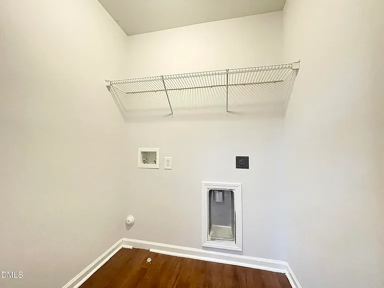 112 Taylors Creek Ct — Photo 30