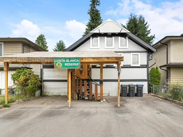 1867 Salisbury Ave, Pt Coquitlam, BC V3B 1X6