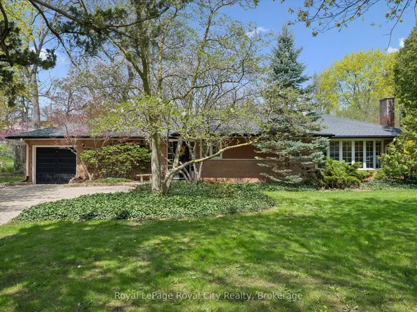 29 Lynwood Pl, Guelph, ON N1G 2V9