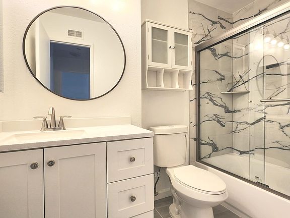 4th image of 8742 Wyngate St #40