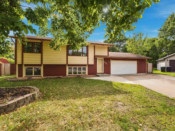 7721 112th Ave N, Champlin, MN 55316