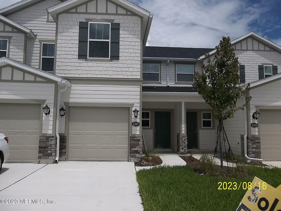 1st image of 6207 Ryegrass St