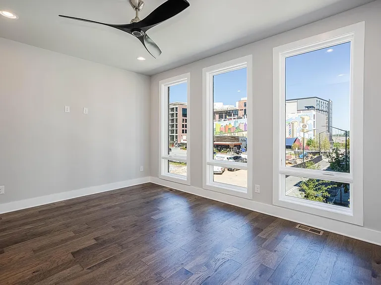 673 Ethel St NW — Photo 30