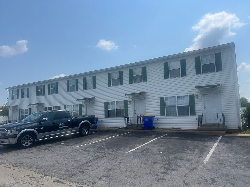 1st image of 3260 Spring Hollow Ave #12