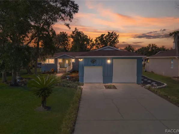 11430 W Waterway Dr, Homosassa, FL 34448