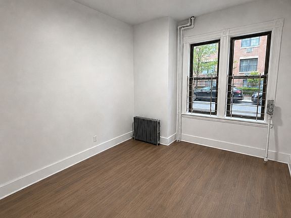 4th image of 1500 Tremont St APT 1