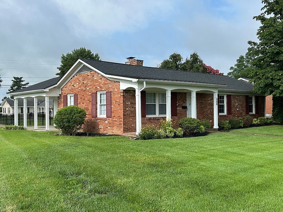 1st image of 300 Hickory Hill Dr