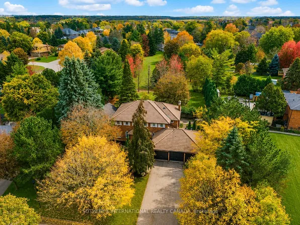 23 Hill Farm Rd, King, ON L0G 1N0