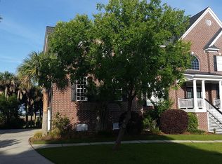 272 Oak Point Landing Dr, Mount Pleasant, SC 29464