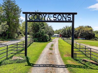 844 Yowell Hill Rd, Whitewright, TX, 75491