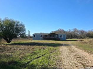 290 River Park Rd, Luling, TX 78648