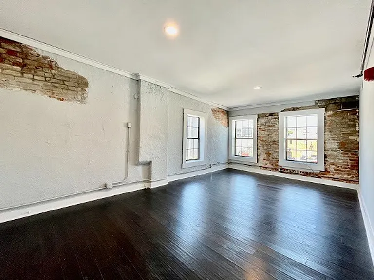 809-813 Madison Ave — Photo 13