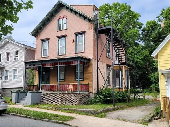 61 Franklin Street, New London, CT 06320