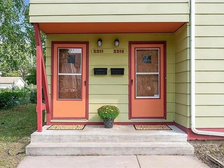 Front doors, this unit is the left door