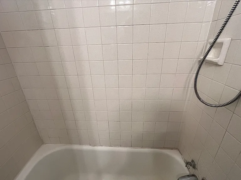 1501 N Farwell Ave #5 — Photo 13