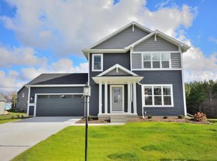 W198N5408 Boxwood Blvd, Menomonee Falls, WI 53051
