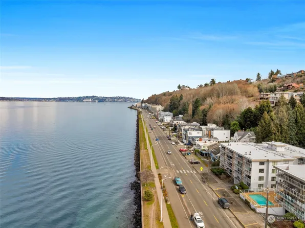 2104 Alki Avenue SW #203, Seattle, WA 98116
