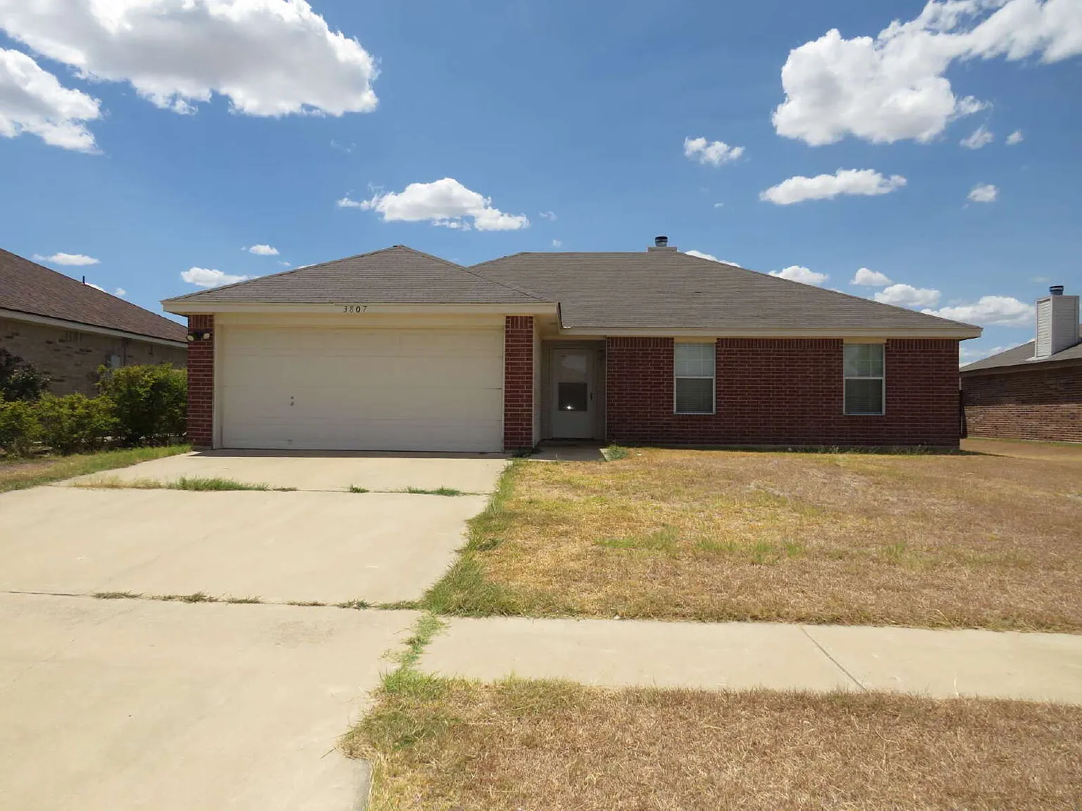 4 bed, 2.0 bath, 1724 sqft, $1,550 — Photo 2