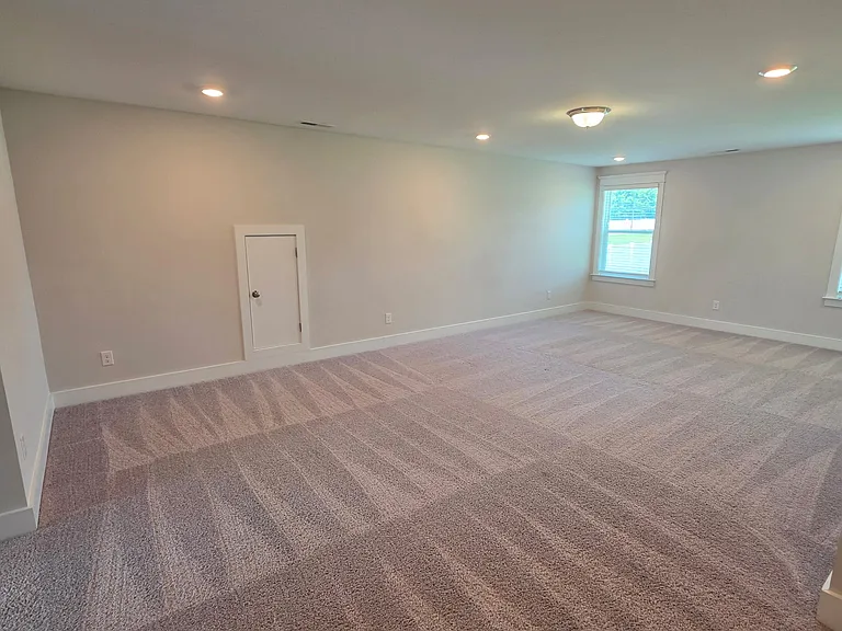 110 Park Place Cir — Photo 16