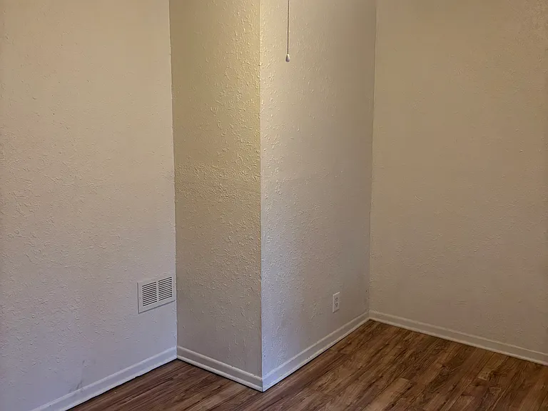 3920 Evergreen St #2 — Photo 6