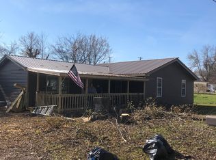 103 E Mason St, Clarkson, KY 42726