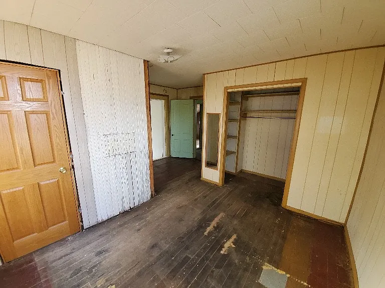 1103 Broadway St — Photo 6