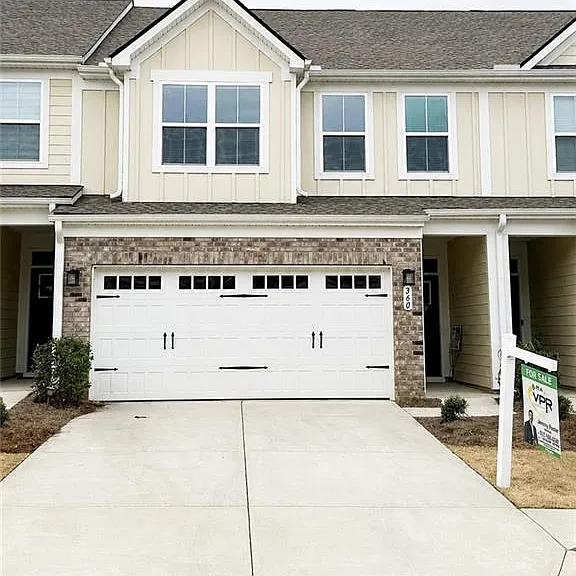360 Salt Lake Ln — Photo 1