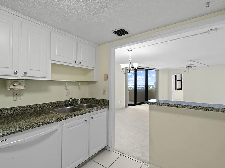 2800 N Ocean Dr #A-8B — Photo 9