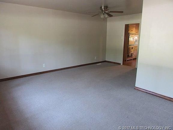 5th image of 202 Brookside Dr