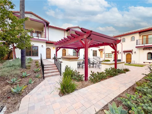 2411 Oswego St #108, Pasadena, CA 91107