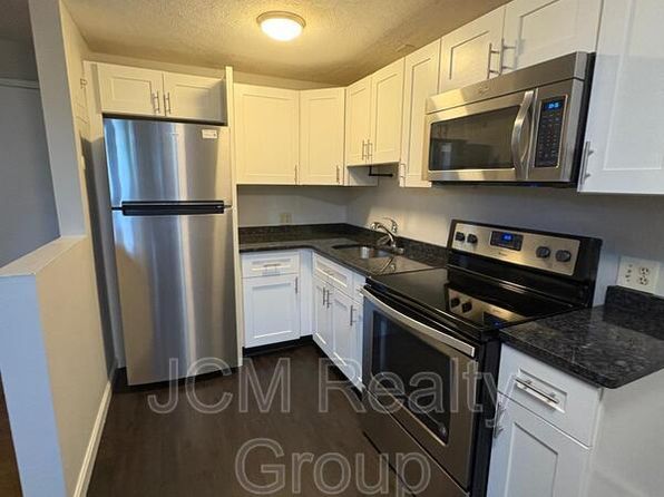 1 Petrel Rd