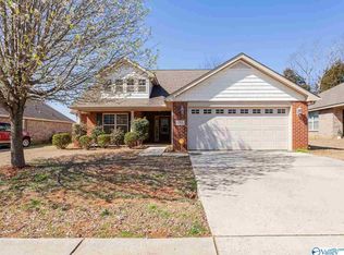 305 Dovington Dr, Huntsville, AL 35806