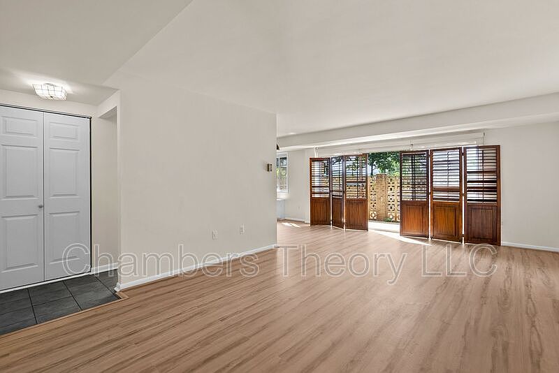 1st image of 4241 Columbia Pike APT 101