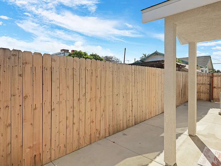 1472 Cerritos Ave #A — Photo 18