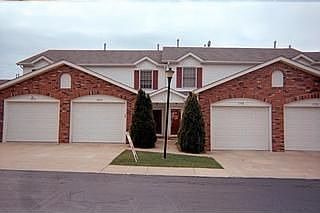 1st image of 1800 Meadowland Dr