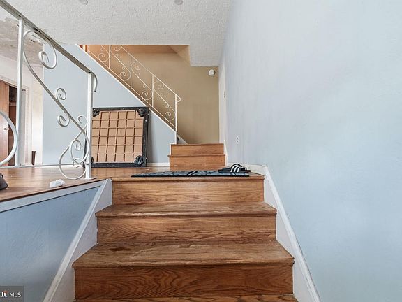 4th image of 3549 Chalfont Dr
