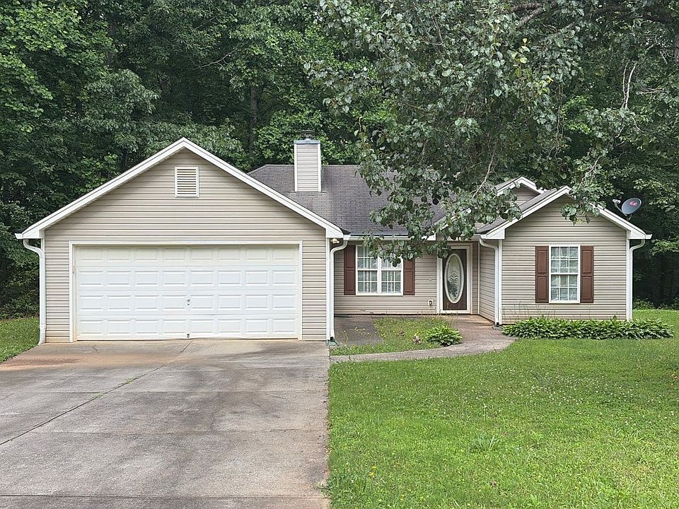 1st image of 176 Chipper Ln