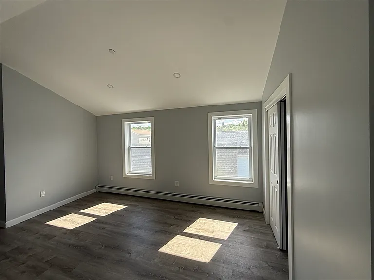 126 Cross St #3 — Photo 3