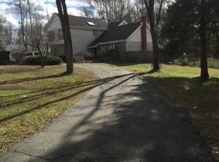 117 Daum Rd, Manalapan, NJ 07726