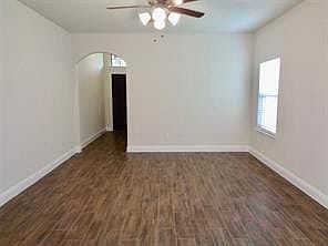 3rd image of 609 Beechwood Dr