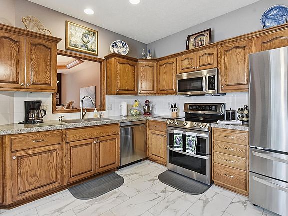2nd image of 112 McKenzie Cir