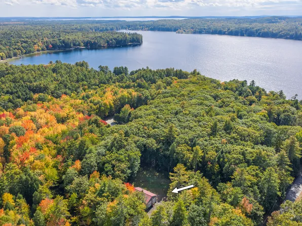 56 Colony Lane, Naples, ME 04055