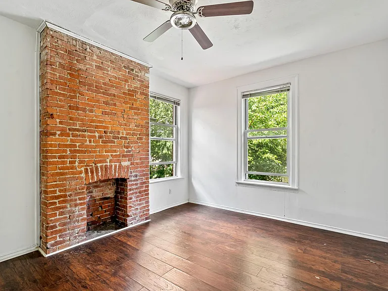 1615 Denniston St #2 — Photo 7