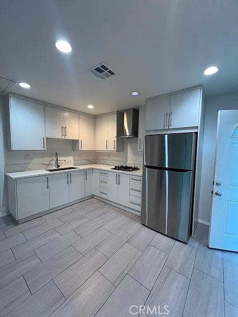 1 bed, 620 sqft, $2,200 — Photo 3