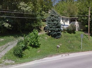 8421 National Rd, Triadelphia, WV 26059