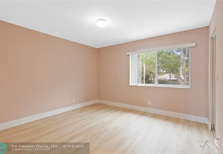 1186 SW 44th Ave — Photo 49