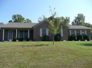252 Crafton Dr, Taylorsville, KY 40071