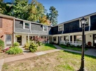 1085 Dickinson St #1085, Springfield, MA 01108