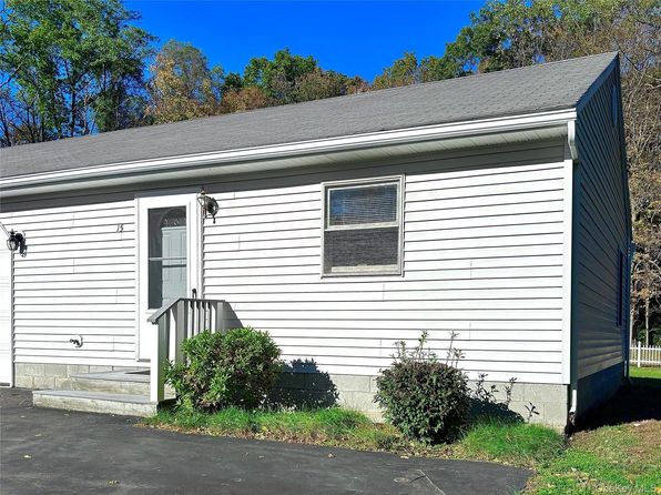 11 Wyant Dr